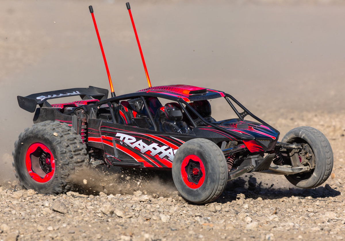 Traxxas 10945 — Traxxas 10945 Funco Replica Black Wheels w/ Sledgehammer Tires (2)