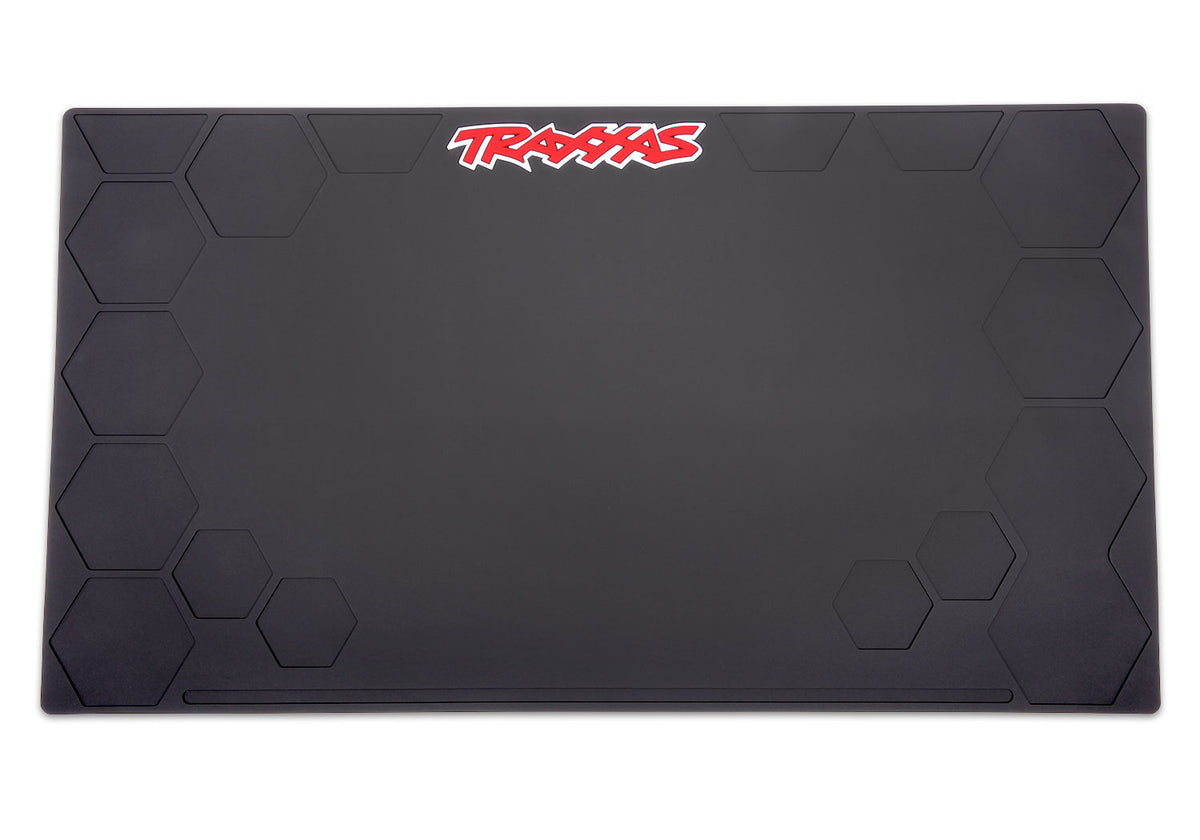 Traxxas 3426 — Traxxas 3426 Large Rubber Pit Mat (20"x36")