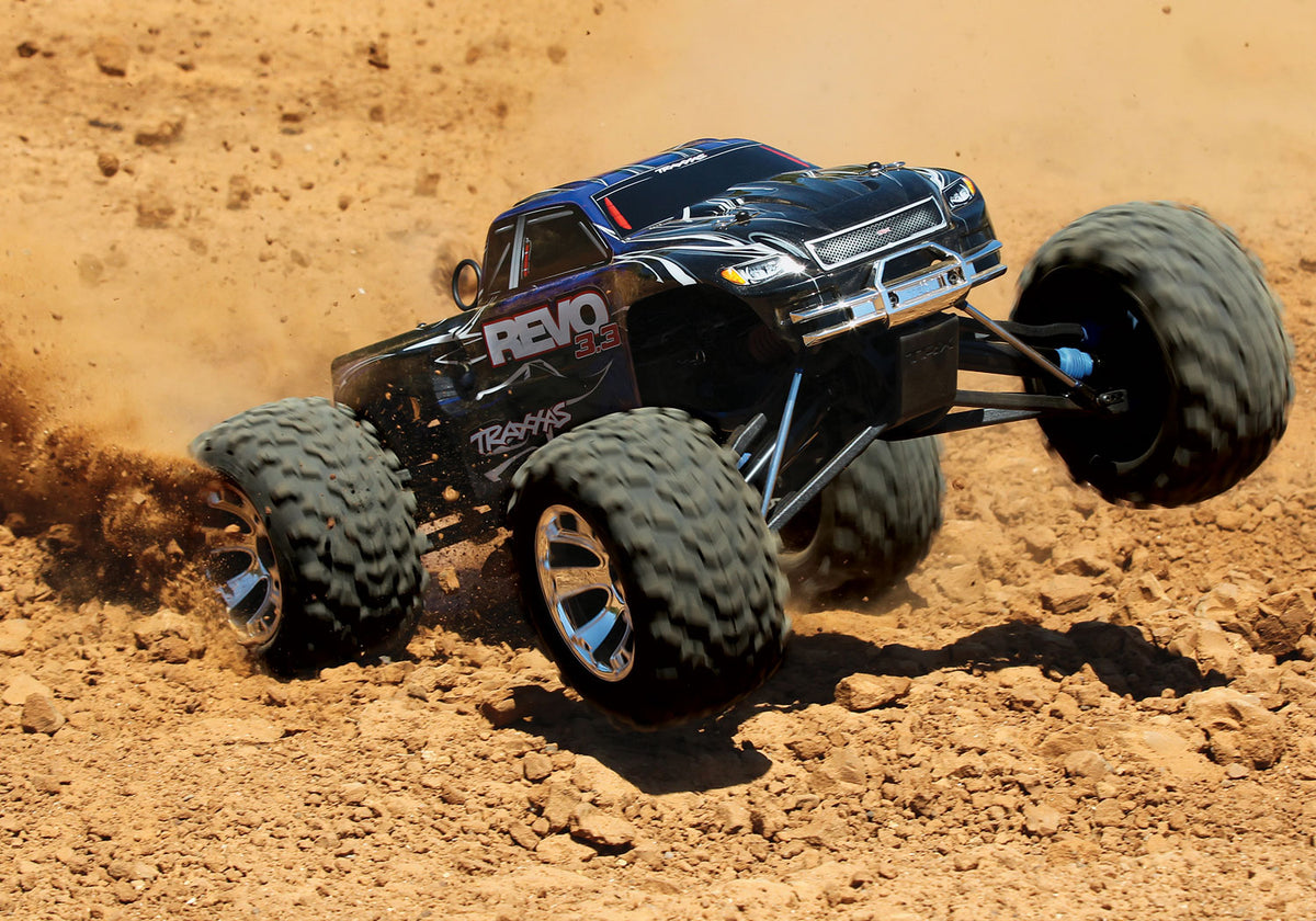 Traxxas 53097-3-BLUE — Traxxas 53097-3-BLUE Revo 3.3