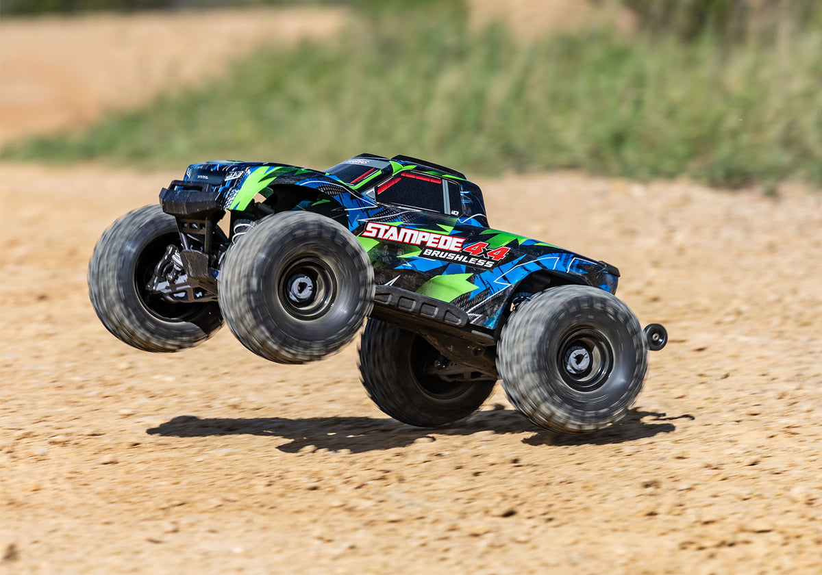 Traxxas 67454-4-GRN — Traxxas 67454-4-GRN Stampede 4X4 Brushless